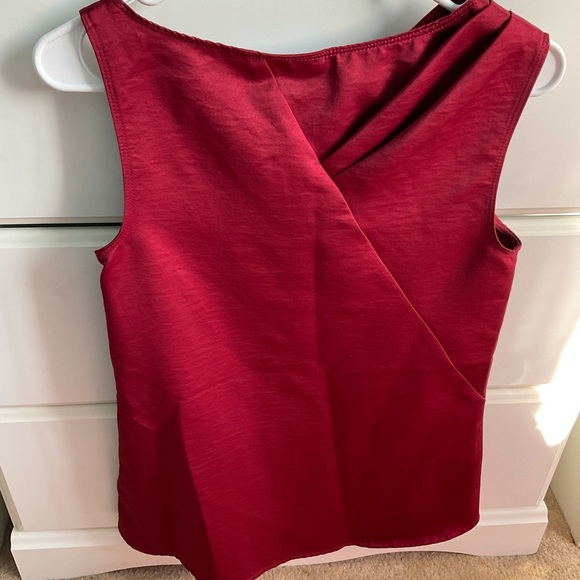 XS Dark Red Elegant top, Simply Vera - Picture 7 of 10